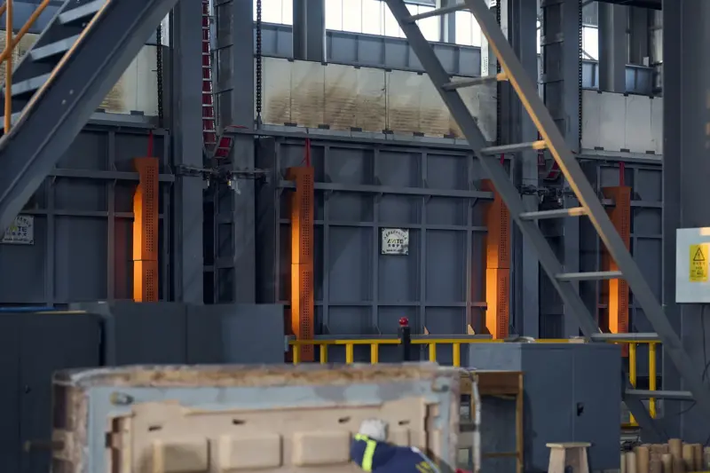 Heat Treatment Furnace